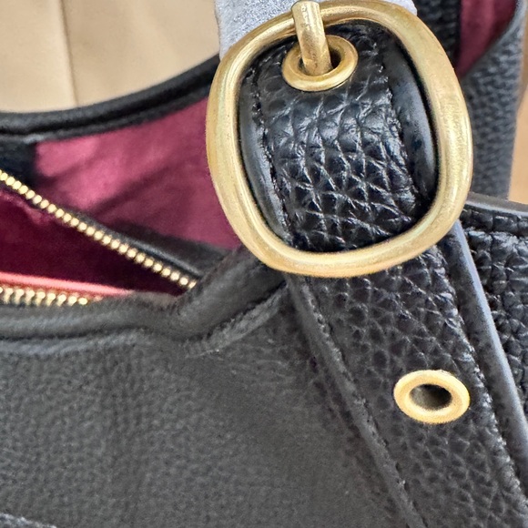 Coach Lori Black Shoulder Bag NWOT Retail $495 Everything Included - Picture 3 of 7